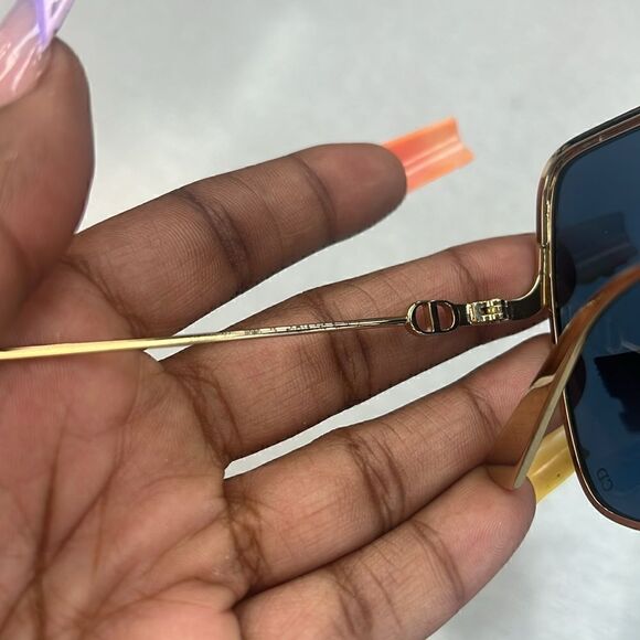 Cristian Dior shades 🤩 - Picture 3 of 9